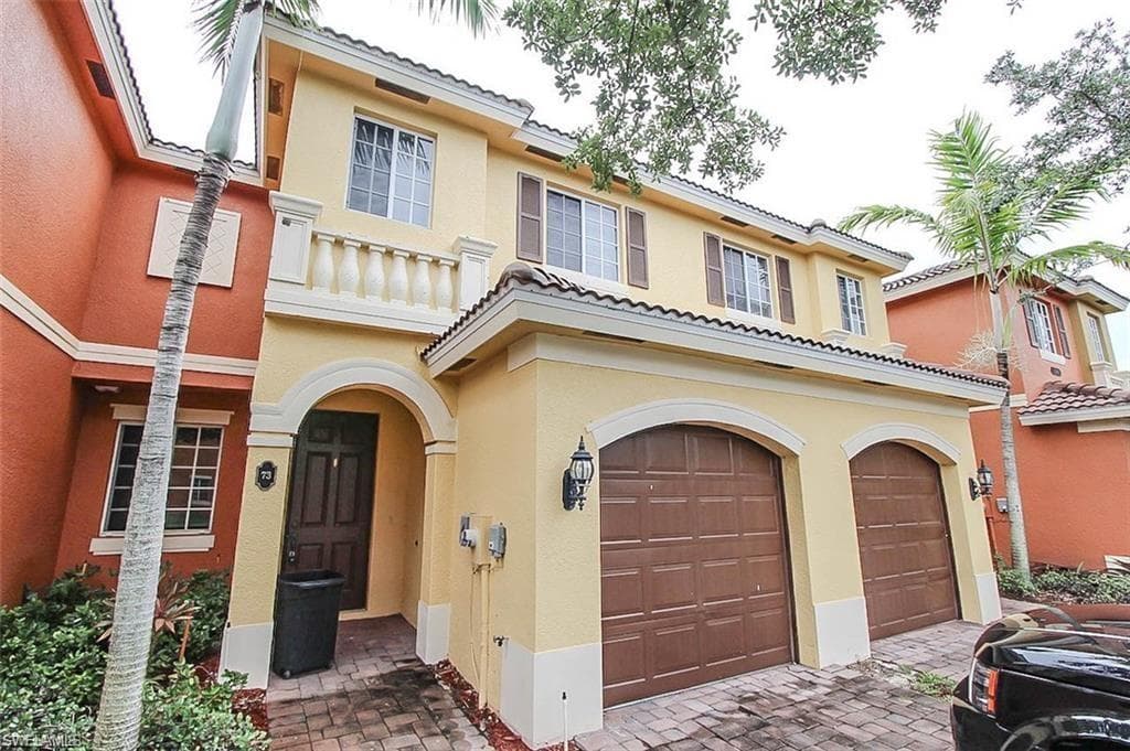 10211 Tin Maple DR 83 ESTERO, FL 33928