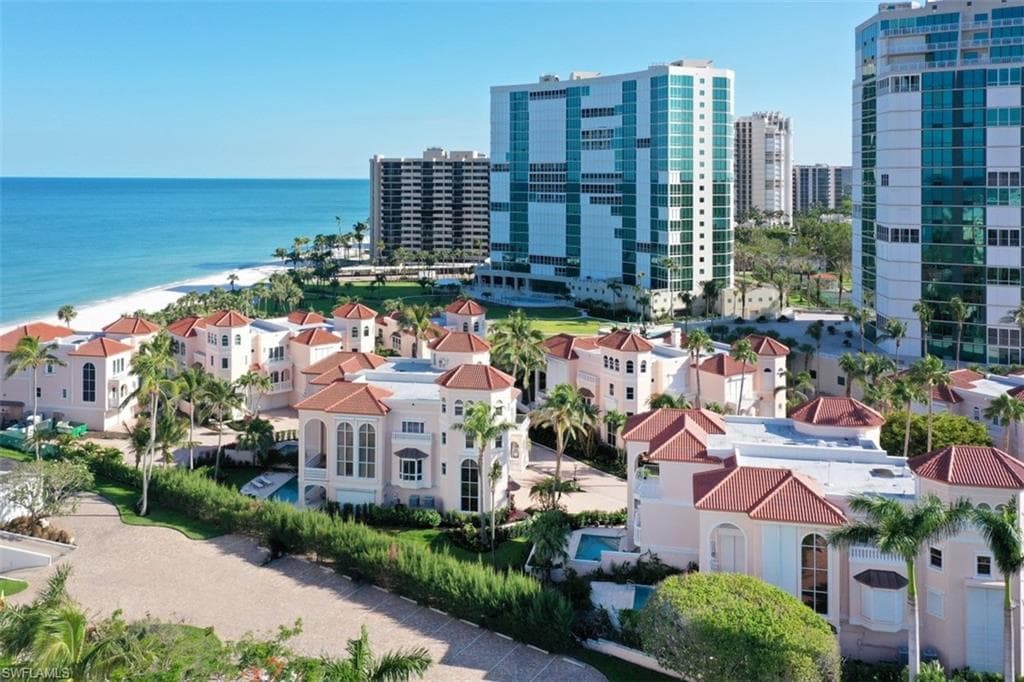 30 Casa Mar LN NAPLES, FL 34103