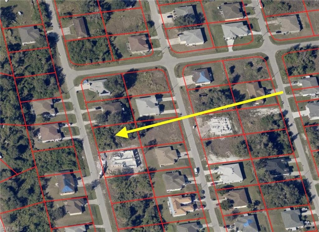 1109-1111 Ivan AVE S LEHIGH ACRES, FL 33973