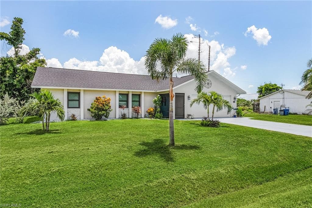 12184 Dolphin RD BOKEELIA, FL 33922