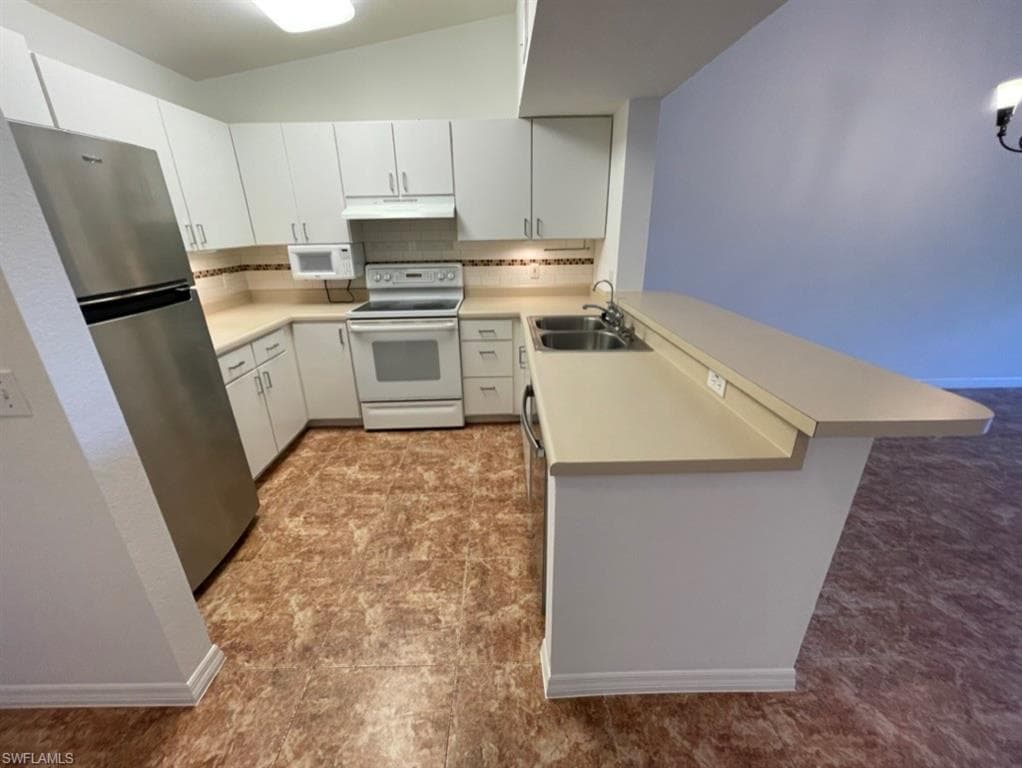 8264 Key Royal CIR 833 NAPLES, FL 34119