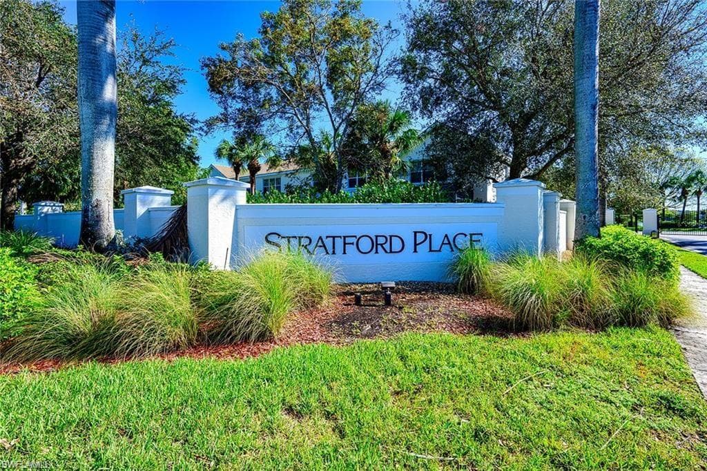 1024 Hampton CIR 64 NAPLES, FL 34105