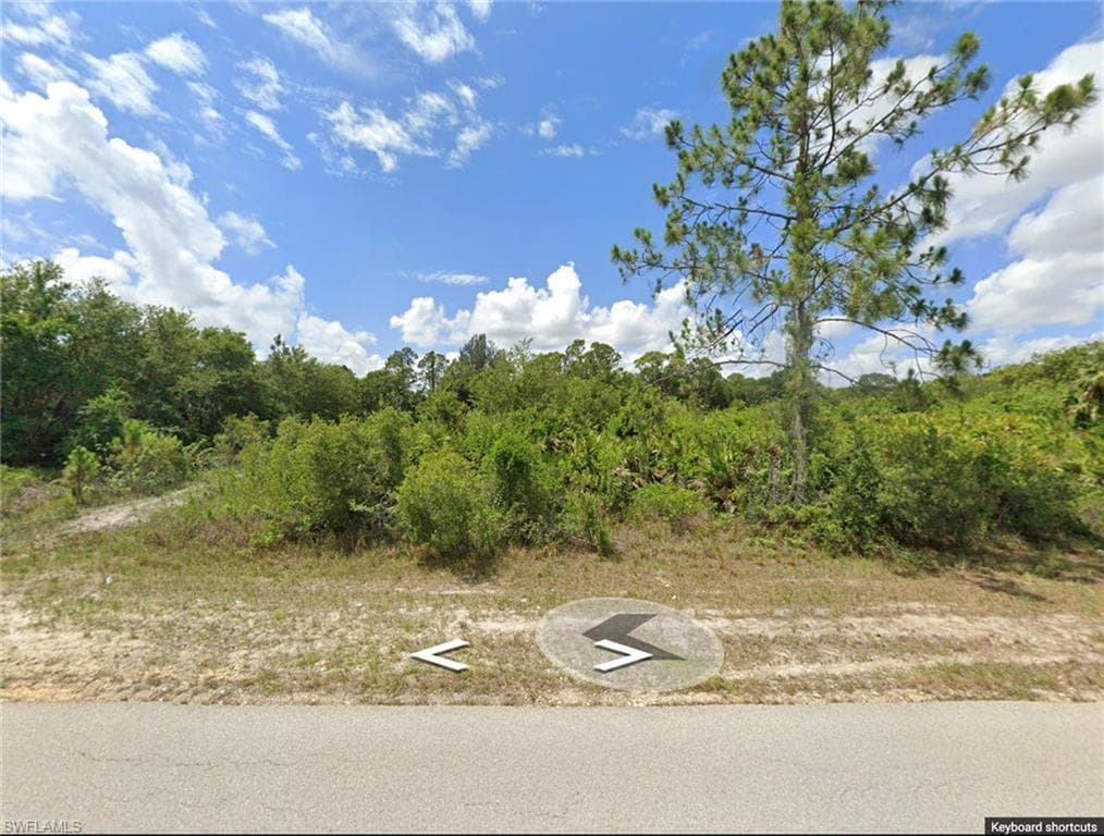 1816 Mayberry DR LEHIGH ACRES, FL 33972