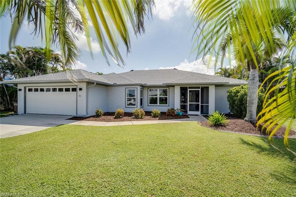 241 SE 20th PL CAPE CORAL, FL 33990