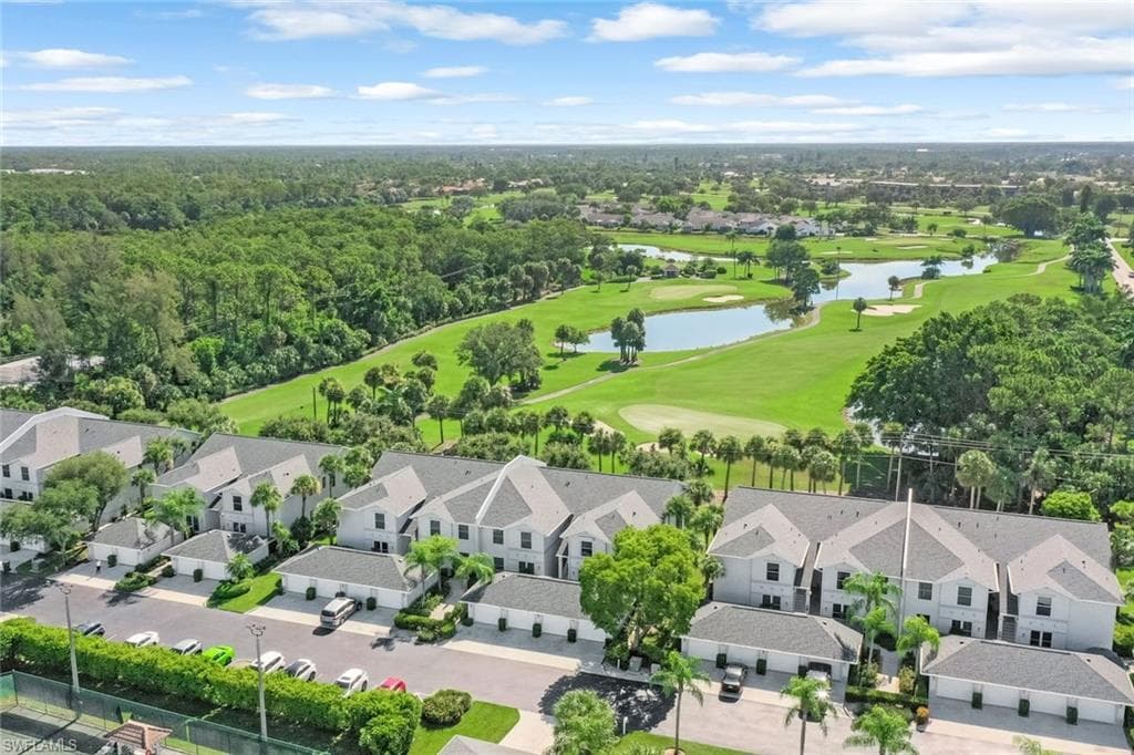 1320 Charleston Square DR 2-101 NAPLES, FL 34110