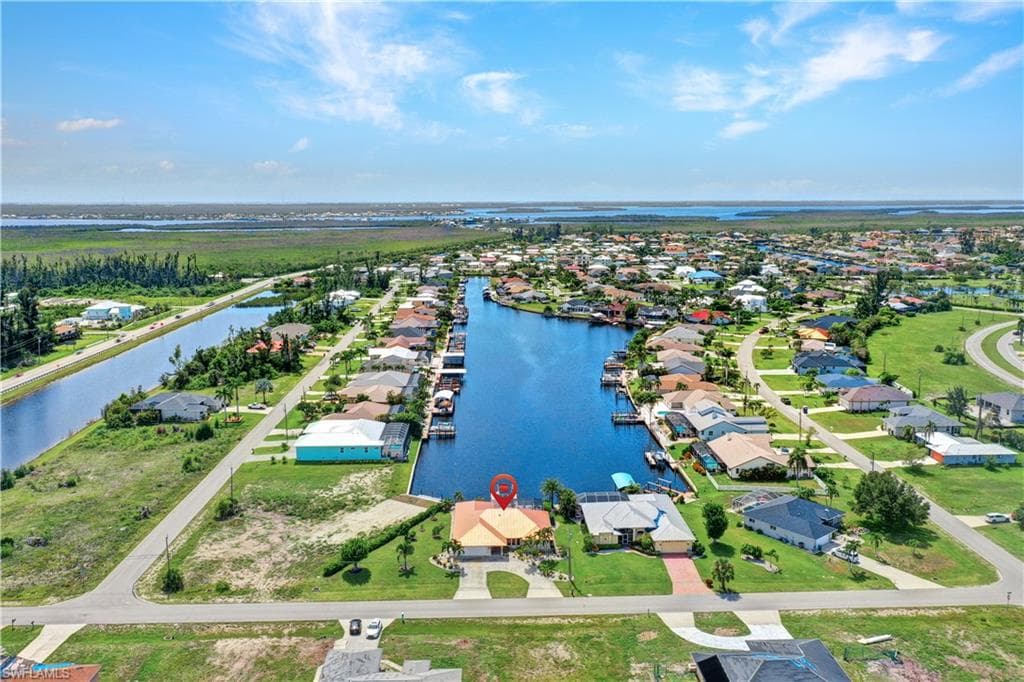 716 SW 32nd CT CAPE CORAL, FL 33991