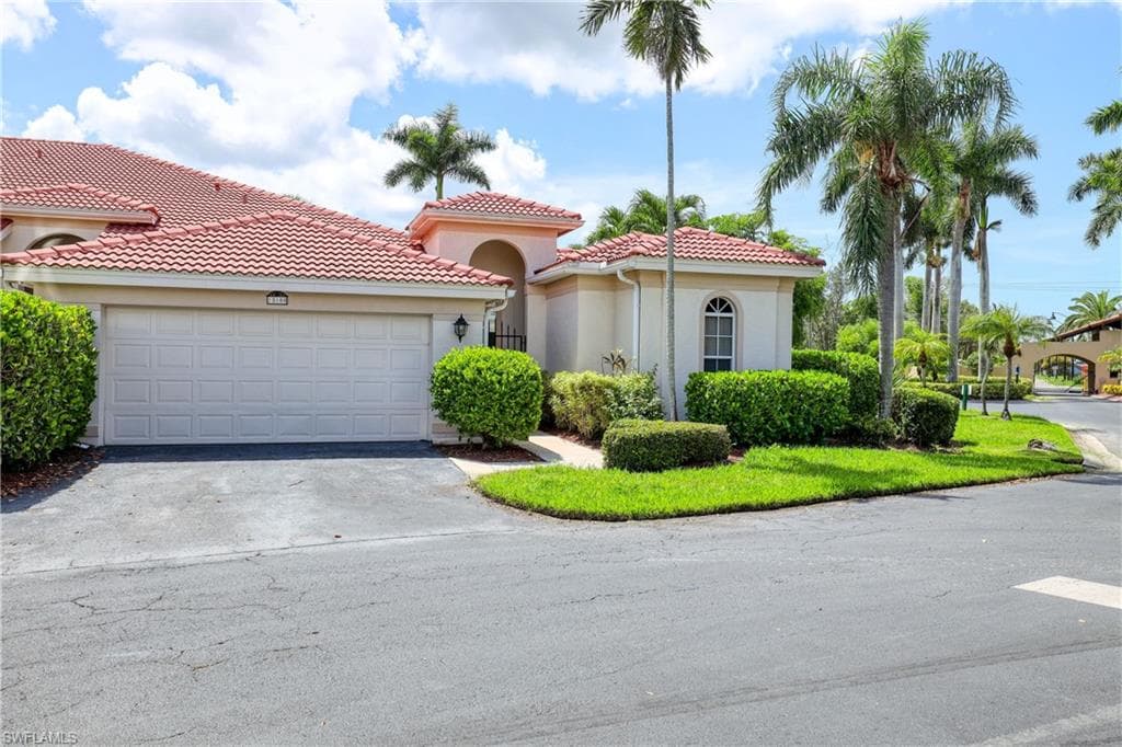 15100 Ports Of Iona DR W FORT MYERS, FL 33908