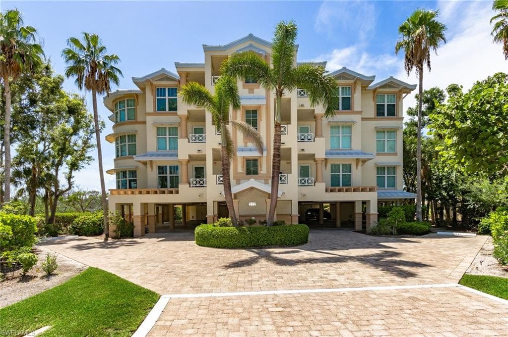 2605 Wulfert RD 1 SANIBEL, FL 33957