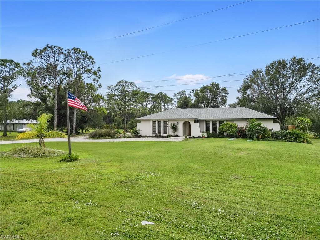 7061 Slater Pines DR NORTH FORT MYERS, FL 33917