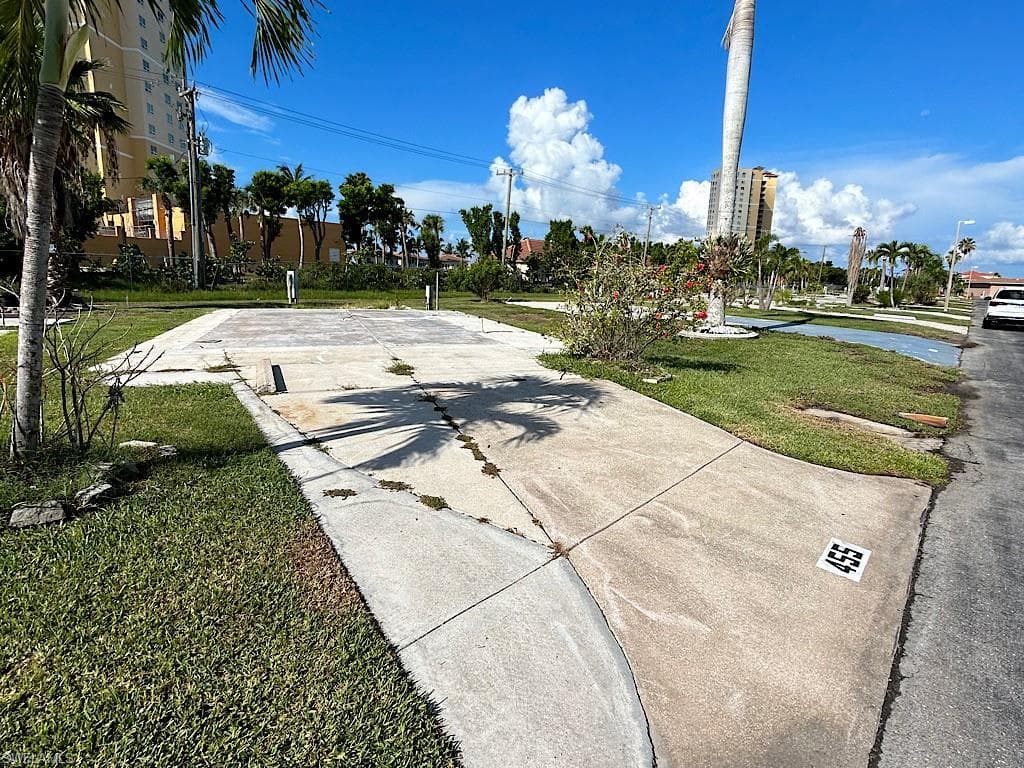 19681 Summerlin RD FORT MYERS, FL 33908