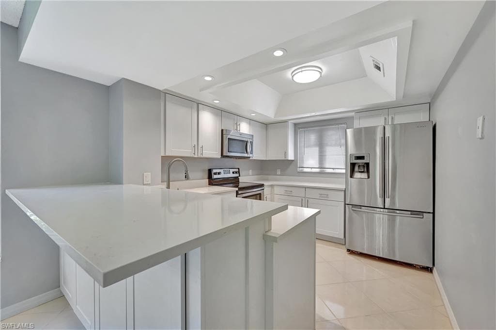 1660 Spoonbill LN 1660A NAPLES, FL 34105