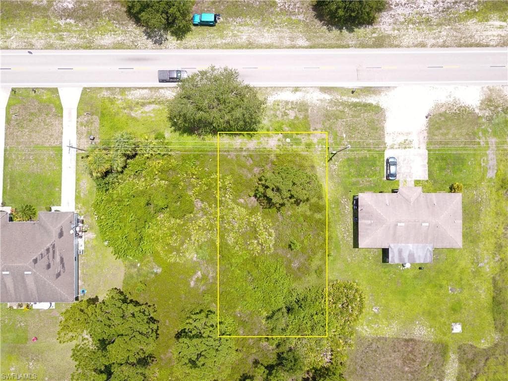 496-498 Bell BLVD S LEHIGH ACRES, FL 33974
