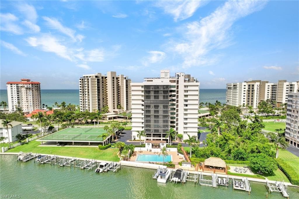 11030 Gulf Shore DR 302 NAPLES, FL 34108