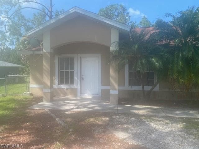 4637 28 ST SW LEHIGH ACRES, FL 33973