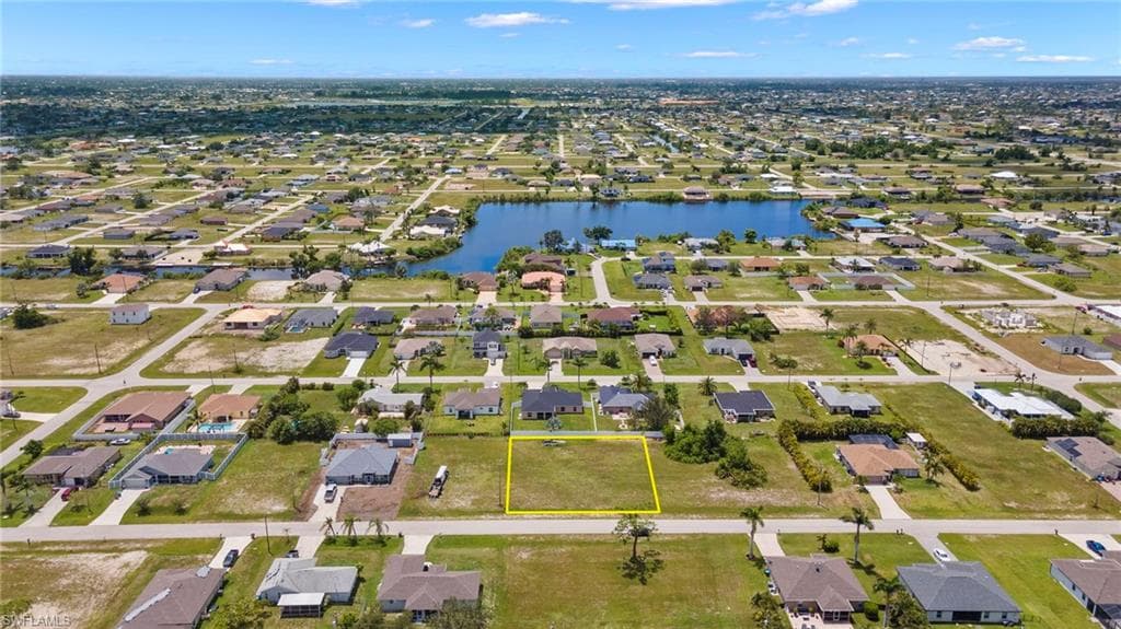 1226 NW 19th TER CAPE CORAL, FL 33993