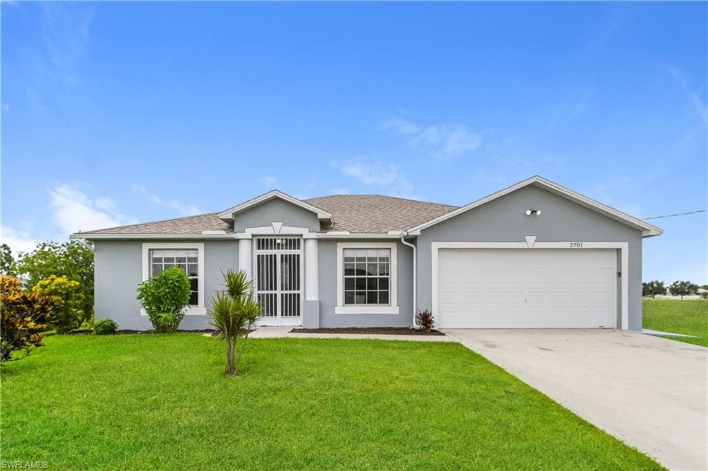 2701 Gilbert AVE S LEHIGH ACRES, FL 33973