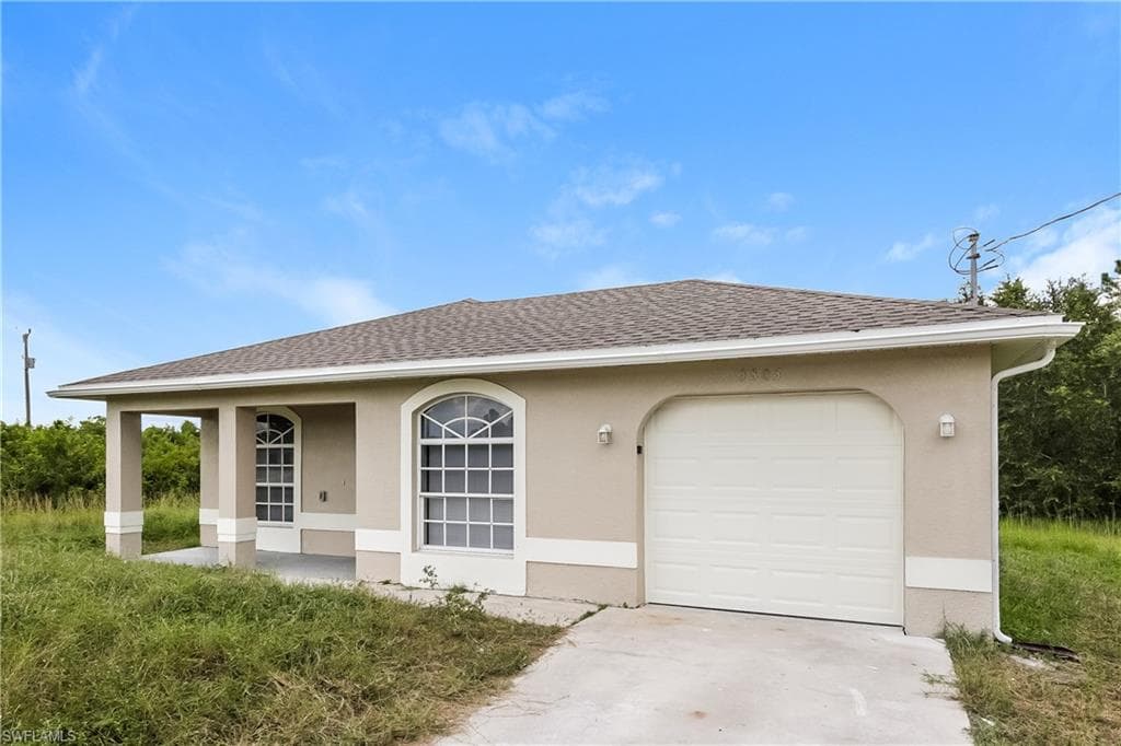 3803 E 6th ST LEHIGH ACRES, FL 33972