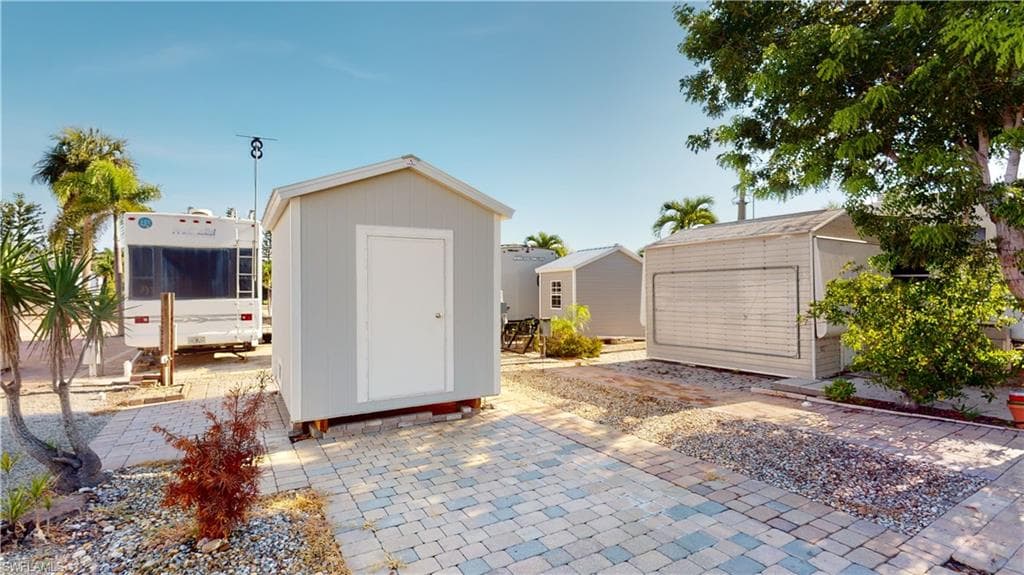 3781 Sesame LN BONITA SPRINGS, FL 34134