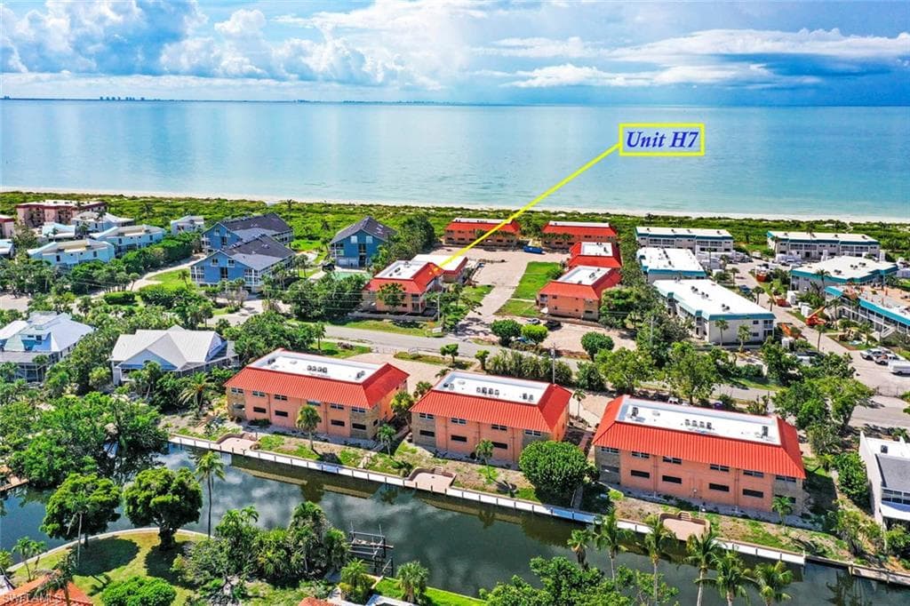 805 E Gulf DR H7 SANIBEL, FL 33957