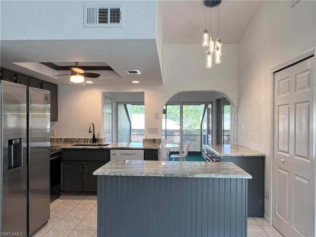 1219 23rd PL 8 CAPE CORAL, FL 33990