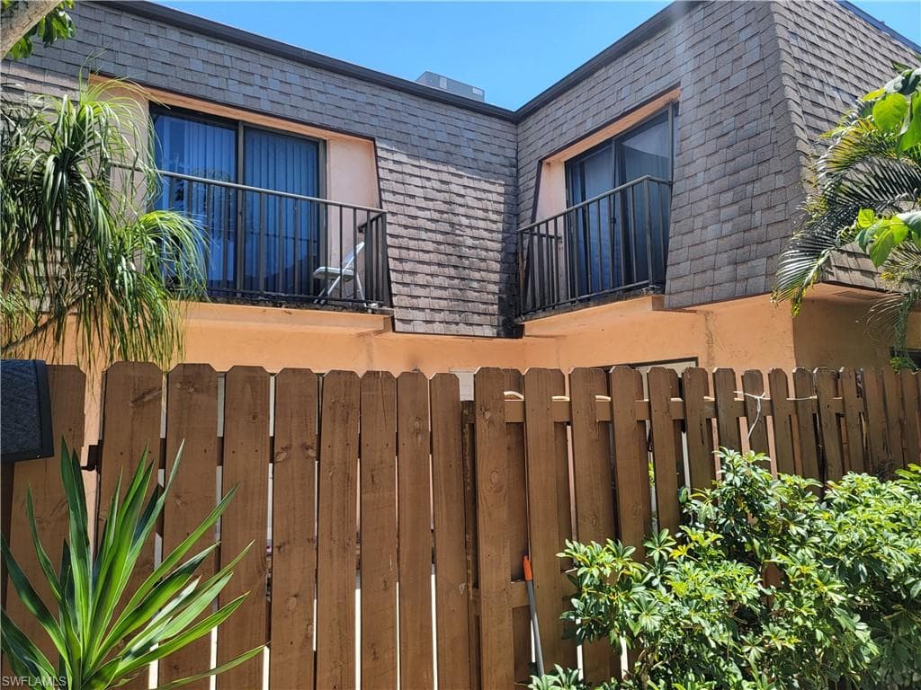 18001 San Juan CT 4 FORT MYERS, FL 33967