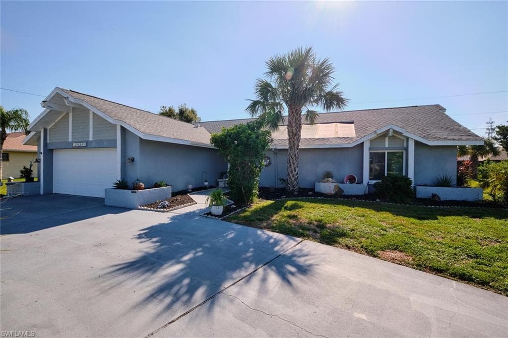 3823 SE 4th AVE CAPE CORAL, FL 33904