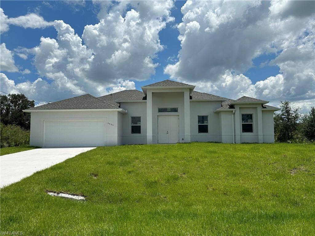 3005 26th ST W LEHIGH ACRES, FL 33971