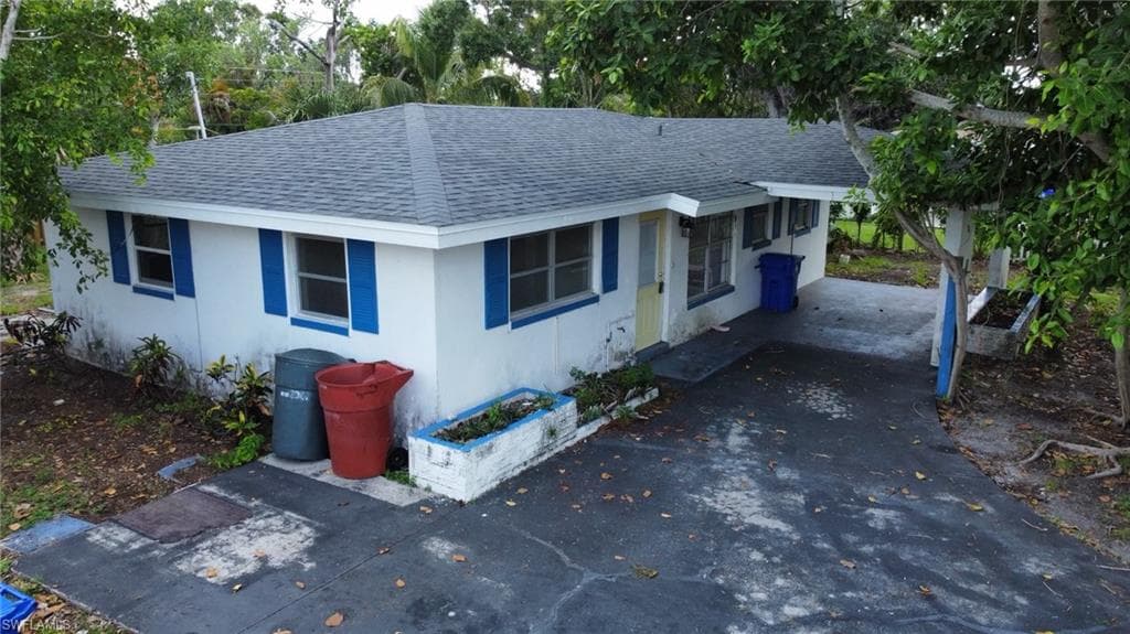 3941 Maxine ST FORT MYERS, FL 33901