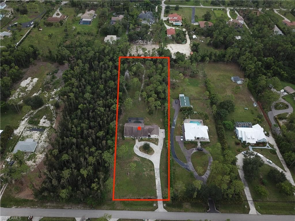 5790 Standing Oaks LN NAPLES, FL 34119