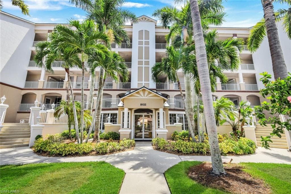 9111 Southmont CV 305 FORT MYERS, FL 33908