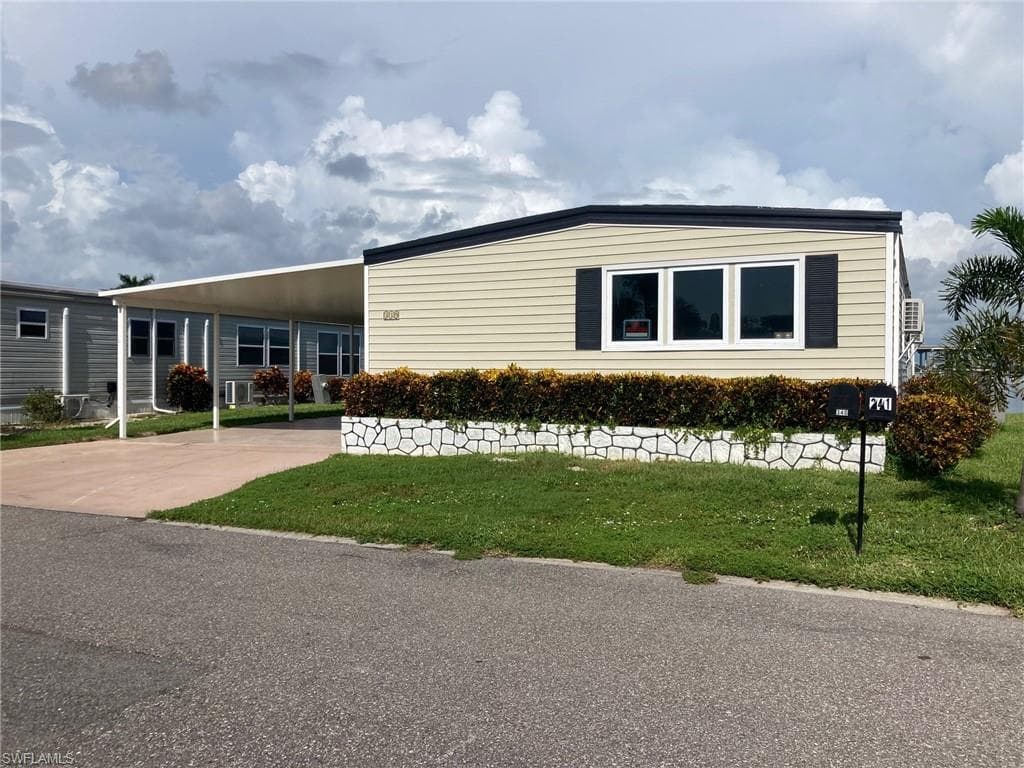 340 Shoreland DR FORT MYERS, FL 33905