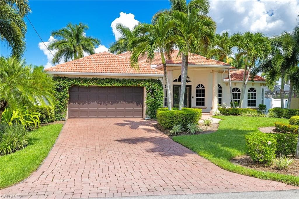 5229 Seagull CT CAPE CORAL, FL 33904