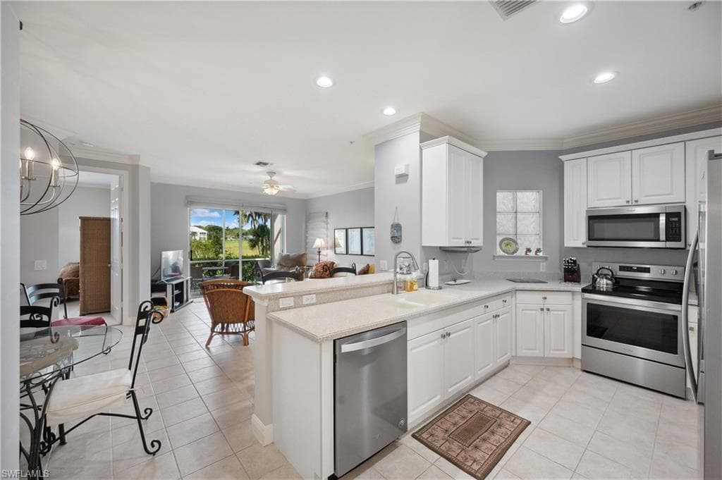 1420 Sweetwater CV 104 NAPLES, FL 34110