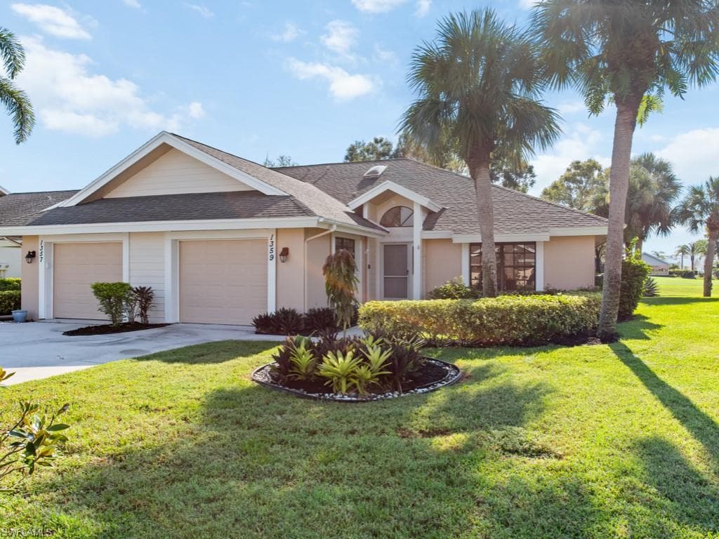 1359 Park Lake DR 15-R NAPLES, FL 34110