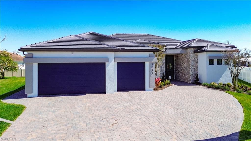 512 NW 38th AVE CAPE CORAL, FL 33993