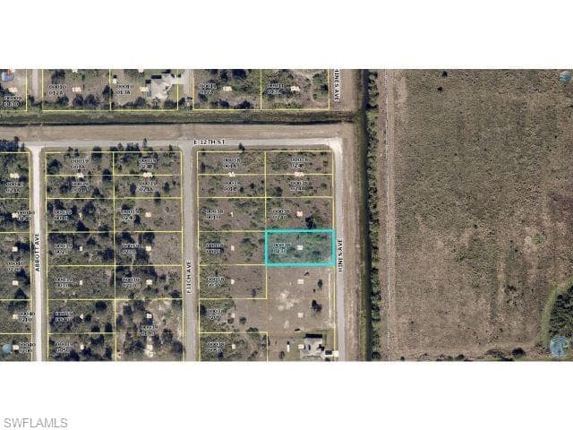1121 Hines AVE LEHIGH ACRES, FL 33972