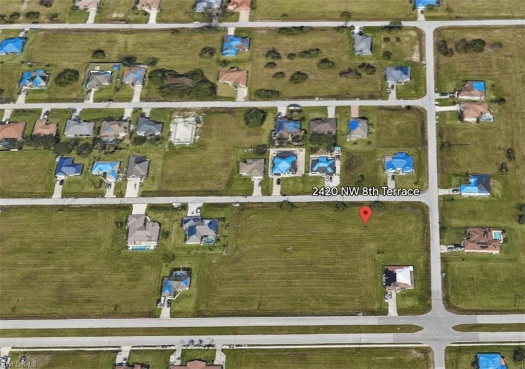 2420 NW 8th TER CAPE CORAL, FL 33993