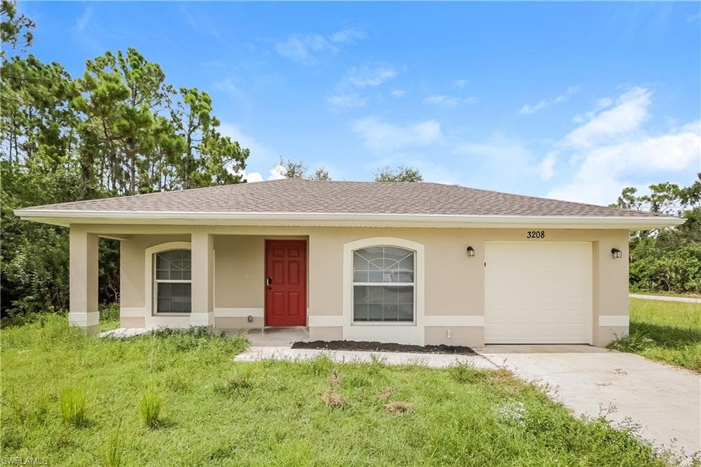 3208 46th ST W LEHIGH ACRES, FL 33971