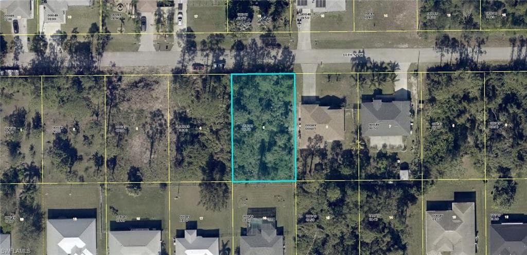 2711 10th ST W LEHIGH ACRES, FL 33971