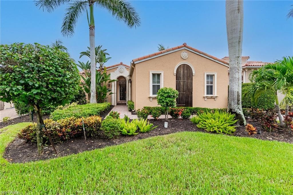 8555 Bellagio DR NAPLES, FL 34114