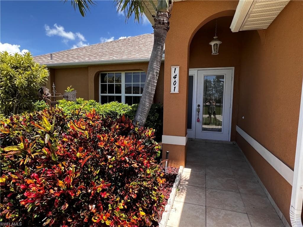 1401 SW 12th TER CAPE CORAL, FL 33991