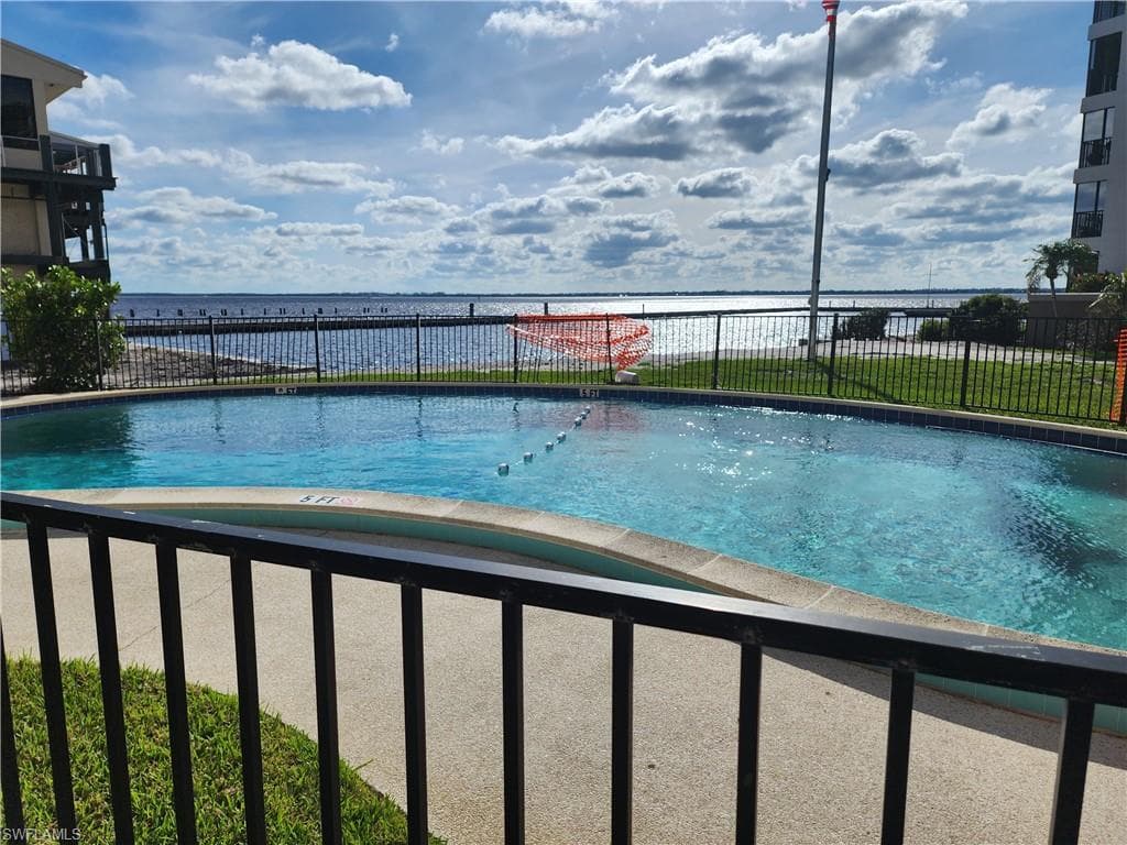 2350 W 1st ST 303 FORT MYERS, FL 33901