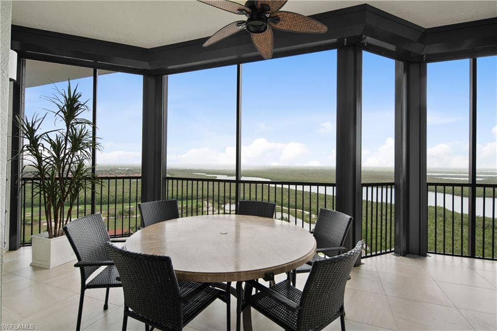 1060 Borghese LN 2004 NAPLES, FL 34114