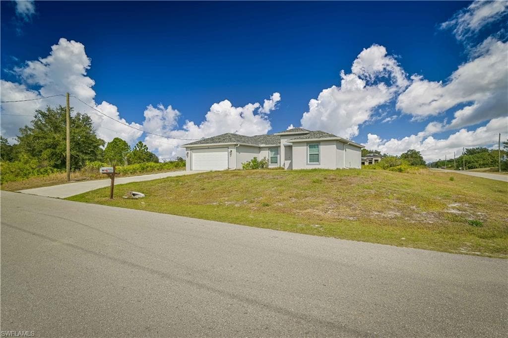 3400 18th ST W LEHIGH ACRES, FL 33971