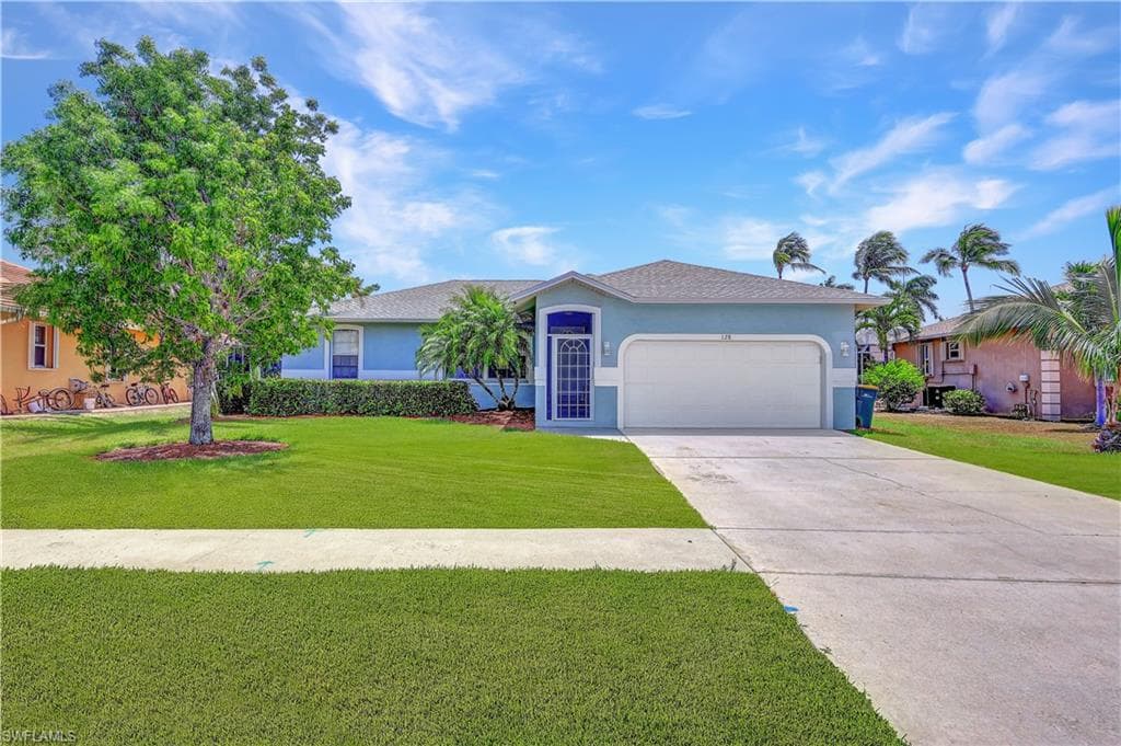 128 Cyrus ST MARCO ISLAND, FL 34145