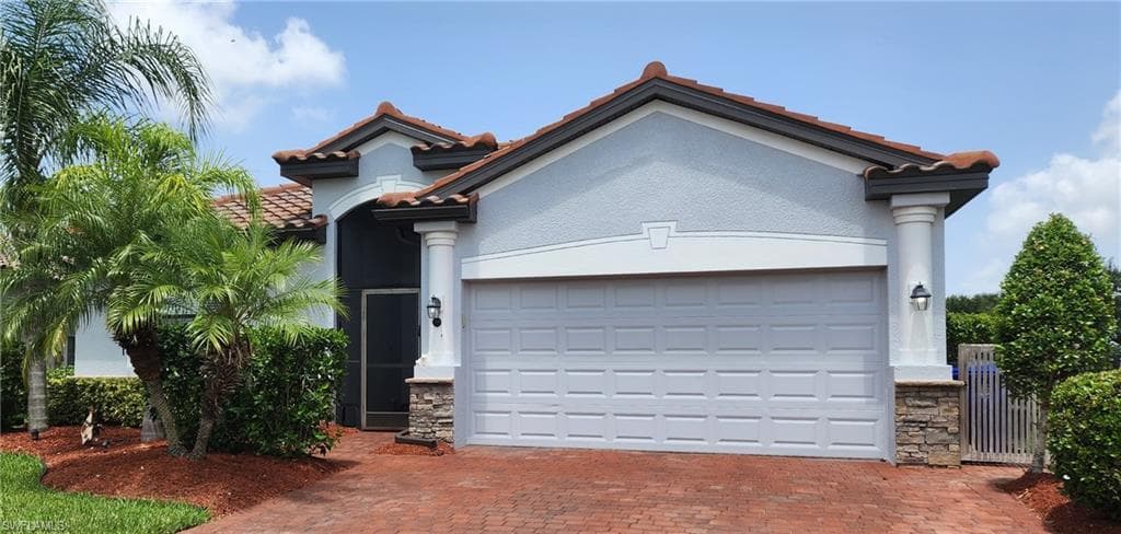 2718 Via Santa Croce CT E FORT MYERS, FL 33905