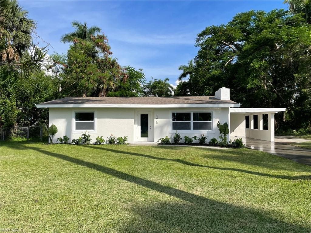 4438 E Riverside DR FORT MYERS, FL 33905