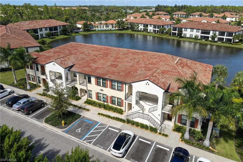 15106 Palmer Lake CIR 204 NAPLES, FL 34109