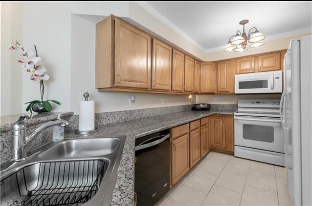 12505 McGregor BLVD 202b FORT MYERS, FL 33919
