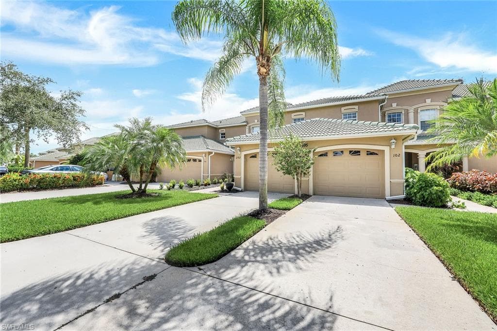 3595 Laurel Greens LN N 202 NAPLES, FL 34119